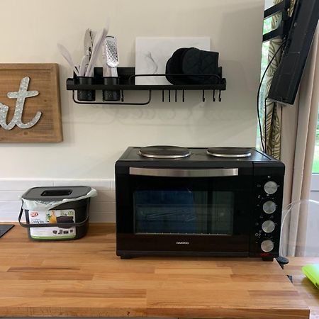 Newly Refurbished One Bedroom With Additional Sofa Bed Self Contained Flat In Garden Abbots Langley 外观 照片
