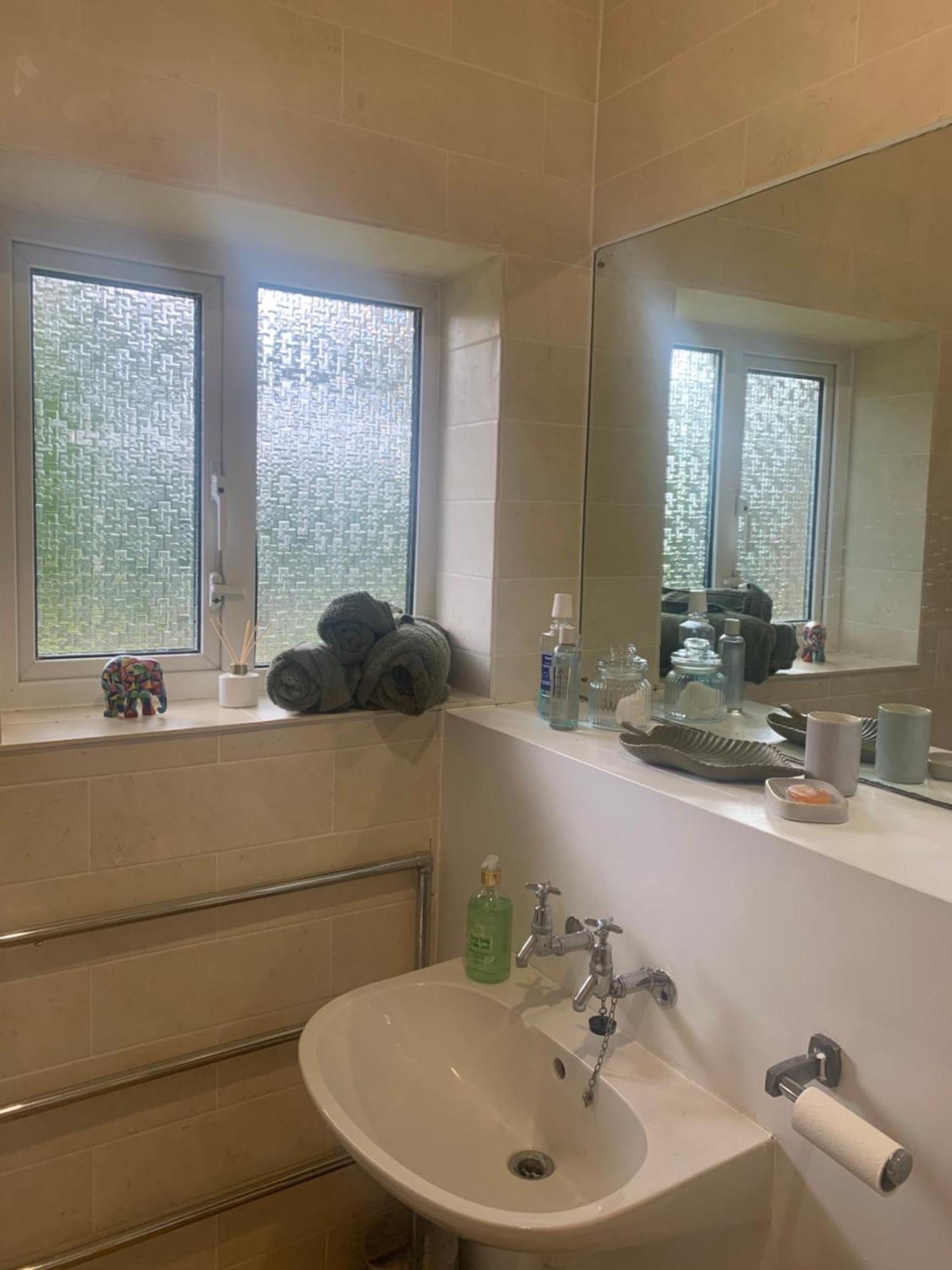 Newly Refurbished One Bedroom With Additional Sofa Bed Self Contained Flat In Garden Abbots Langley 外观 照片