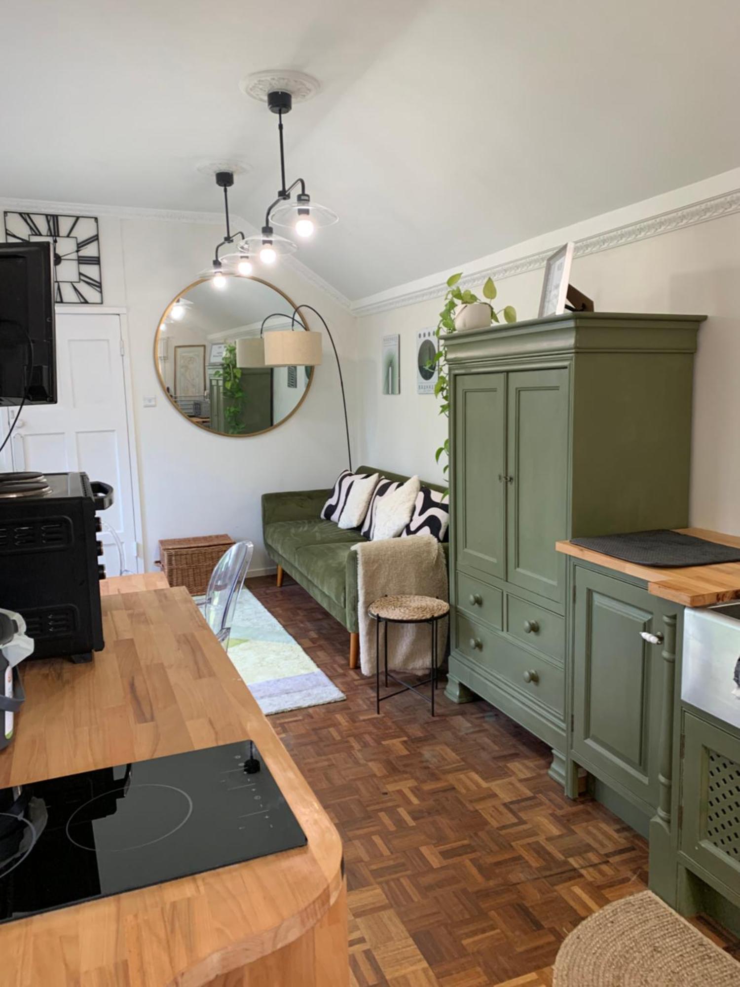 Newly Refurbished One Bedroom With Additional Sofa Bed Self Contained Flat In Garden Abbots Langley 外观 照片